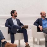 Bitcoin brilla en cumbre de activos digitales con Trump en la Casa Blanca